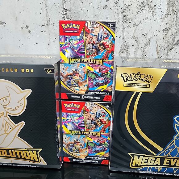 Pokemon TCG Mega Evolution ETB’s, Gardevoir & Lucario Set and 2 Booster Bundles - Picture 2 of 4